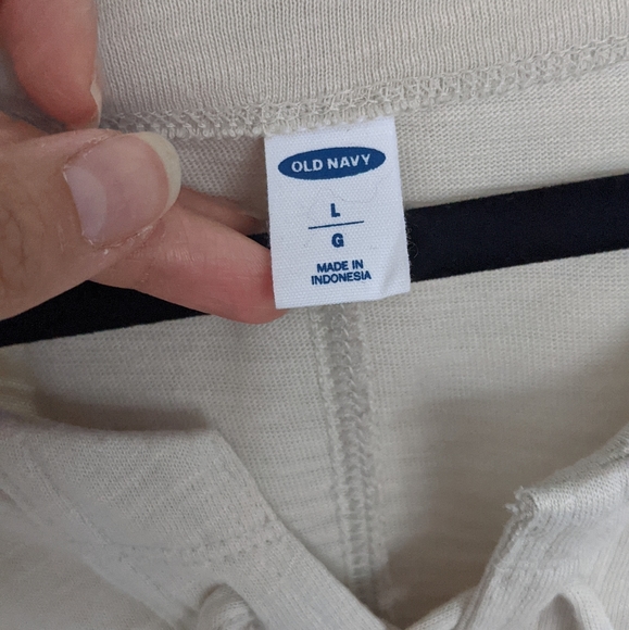 Old Navy Loose Slub-Knit Lace-Up Top Beige - Picture 8 of 8